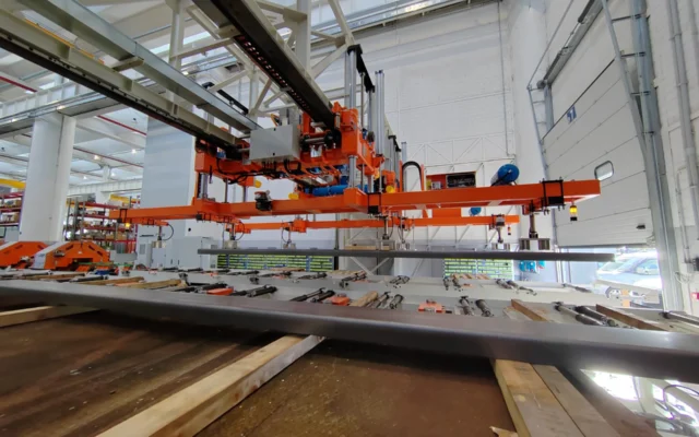 Linea per produzione longheroni camion Tecno10